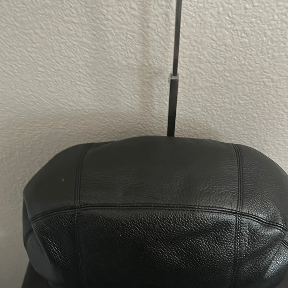 MICHAEL KORS BROOKE LARGE HOBO SHLDR LEATHER BLACK COLOR AND